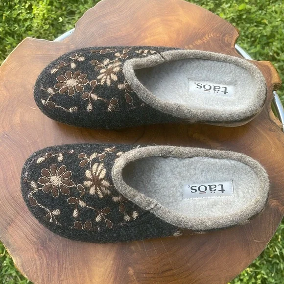 Taos wool clogs sz 39 - Picture 7 of 7